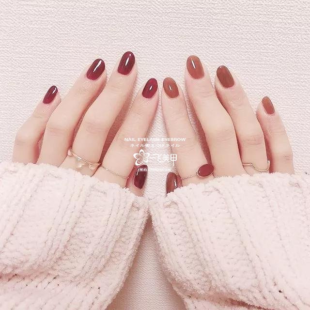 你喜欢纯色甲吗？那种极简且好看的。