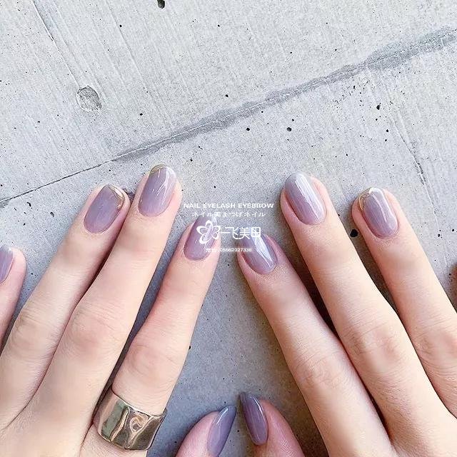 你喜欢纯色甲吗？那种极简且好看的。