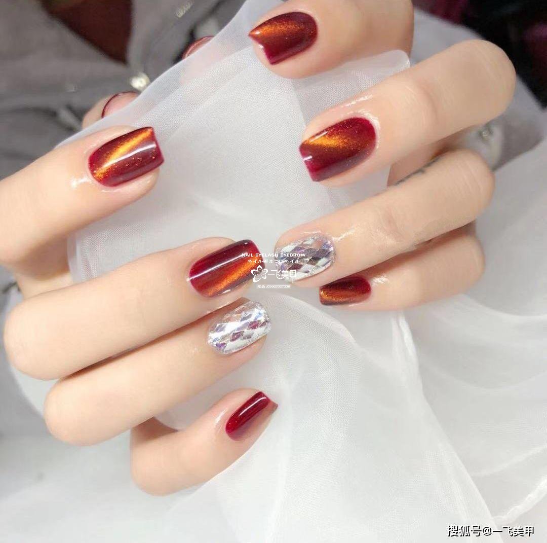 用猫眼做出气质轻奢款美甲！复工第一天，一起学习吧