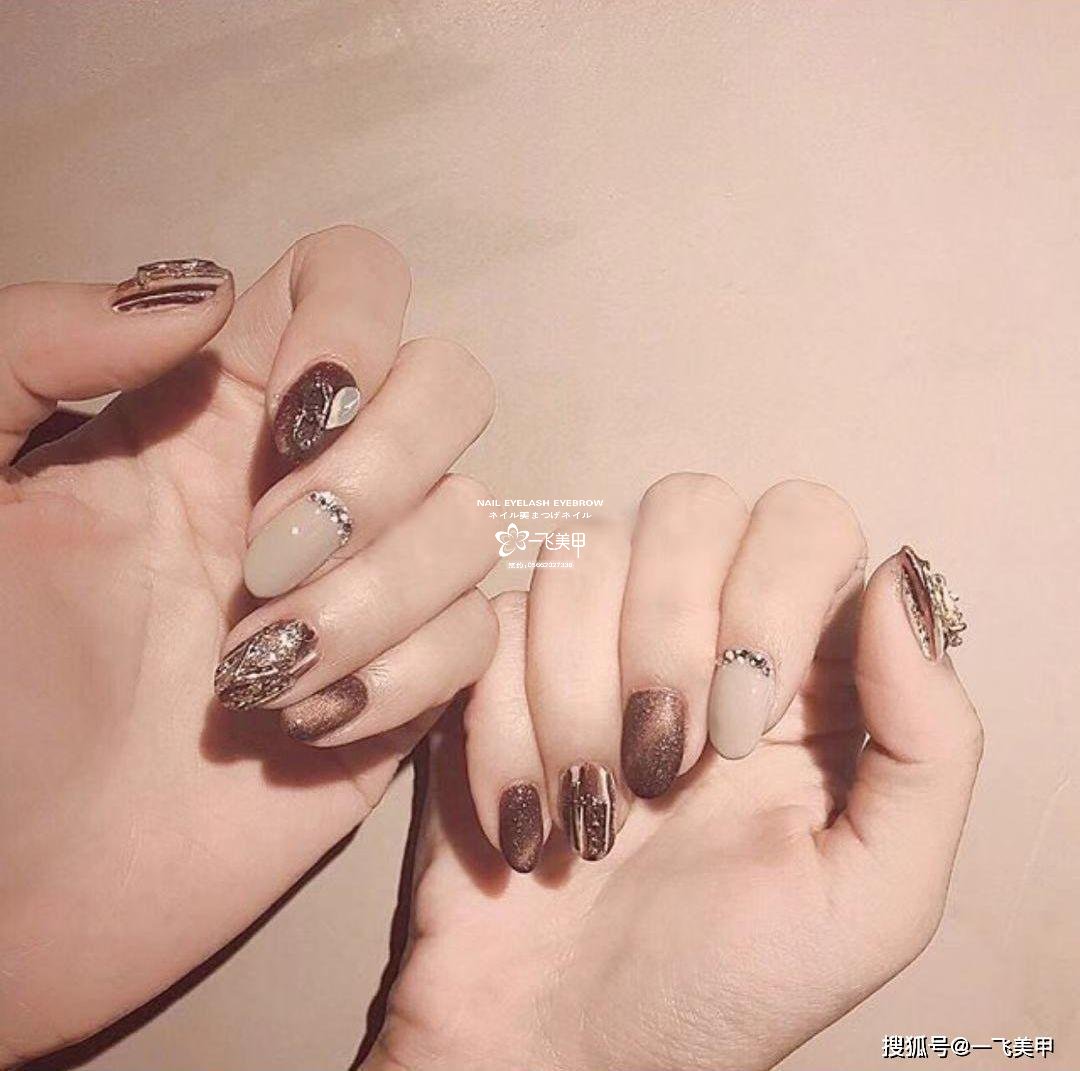 用猫眼做出气质轻奢款美甲！复工第一天，一起学习吧