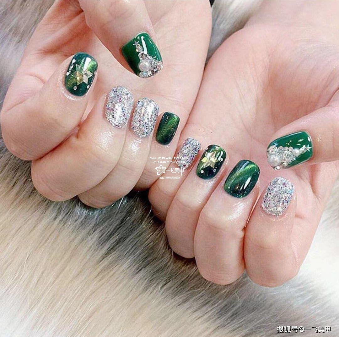 用猫眼做出气质轻奢款美甲！复工第一天，一起学习吧