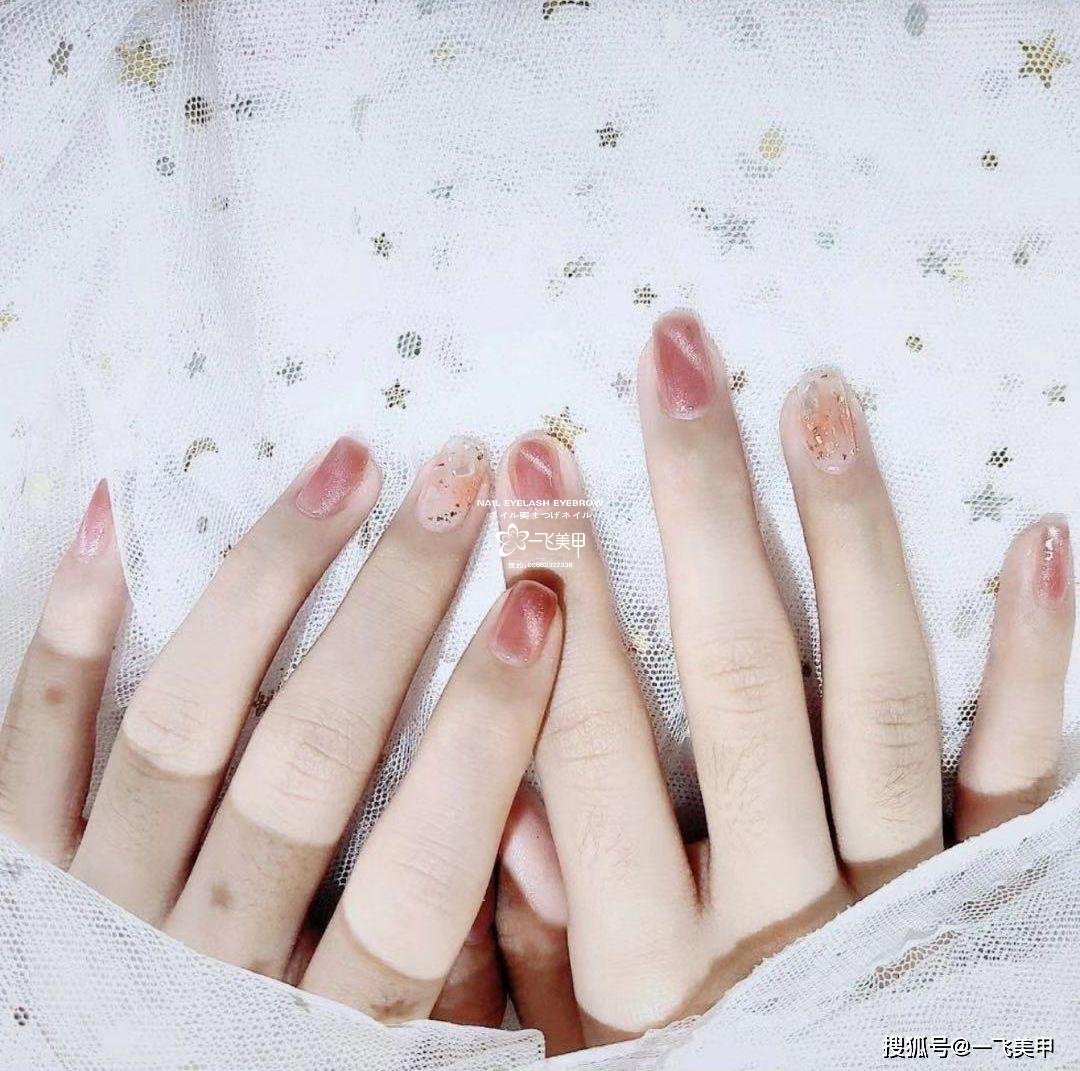 用猫眼做出气质轻奢款美甲！复工第一天，一起学习吧