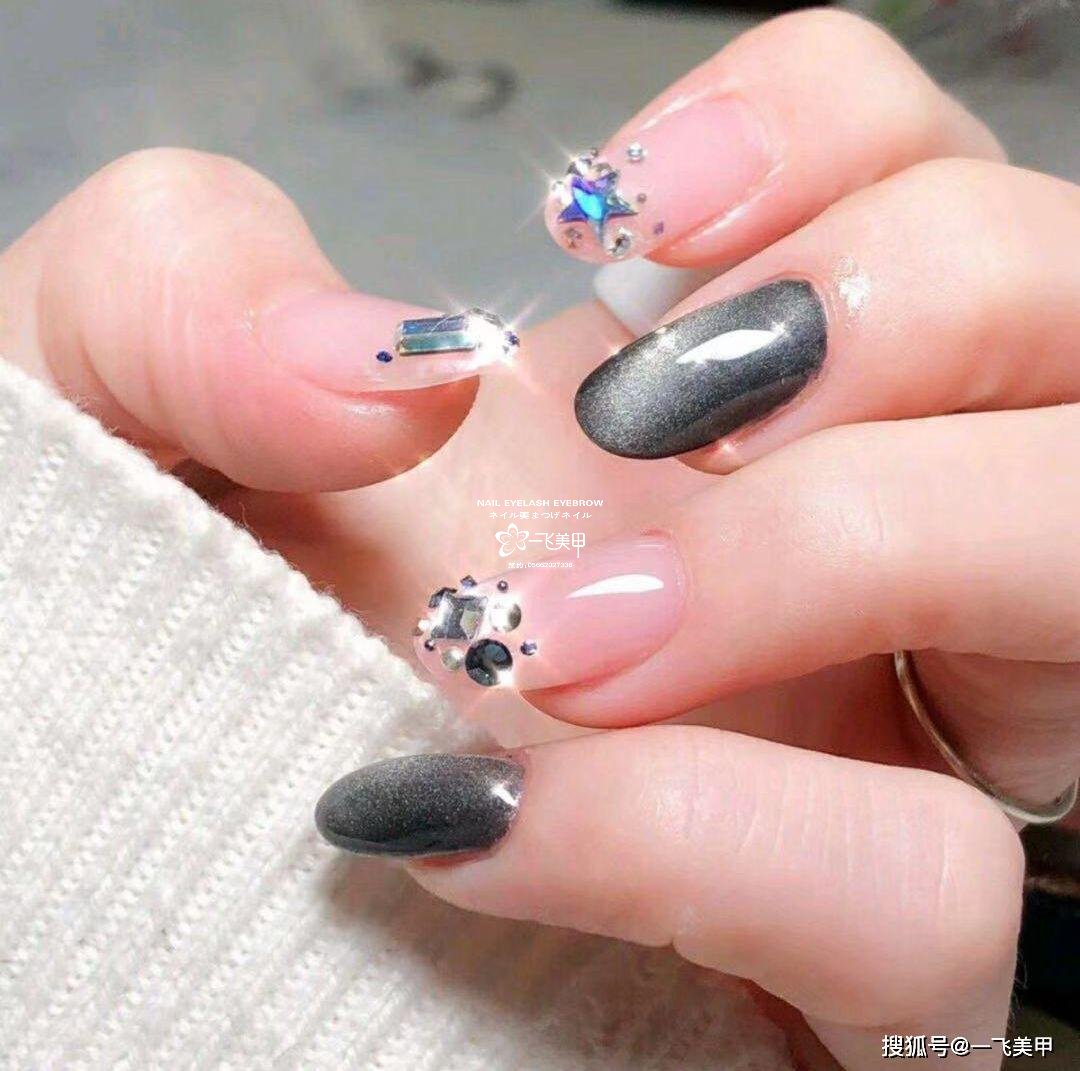 用猫眼做出气质轻奢款美甲！复工第一天，一起学习吧