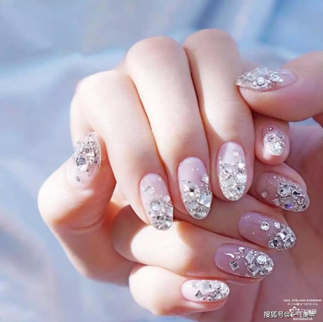 新娘美甲，实用短款