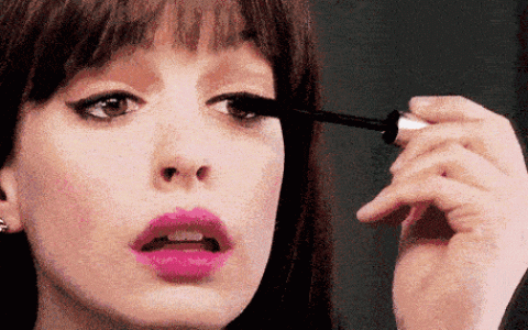 沈梦辰睫毛又短又硬！为啥还能变成睫毛精？