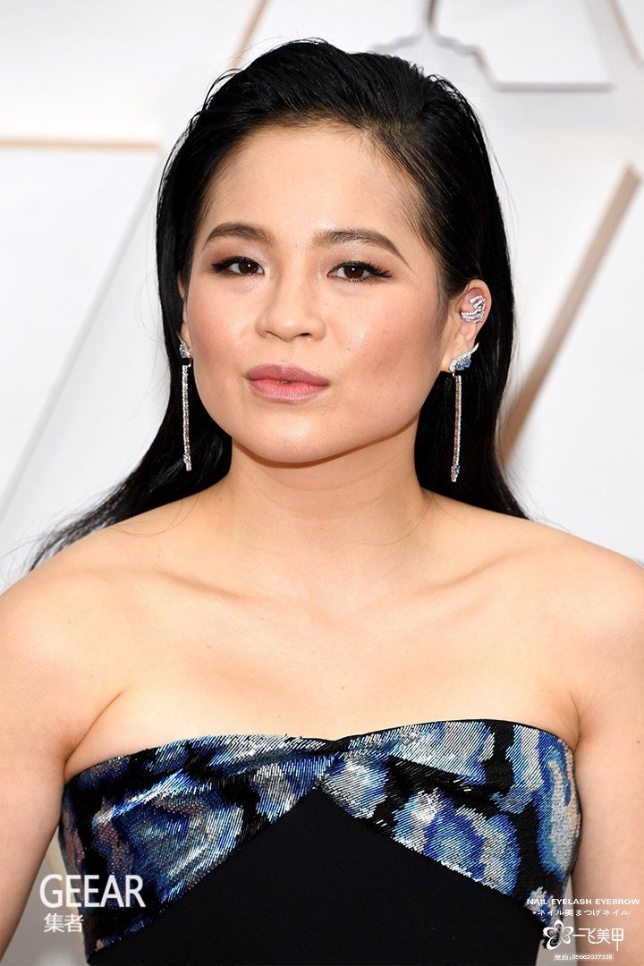 今年的妆容还是美睫，这些女星们的2020奥斯卡红毯造型都做了美睫