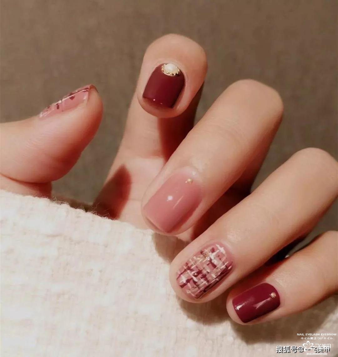 一眼识别的的小香风美甲，优雅有气质！