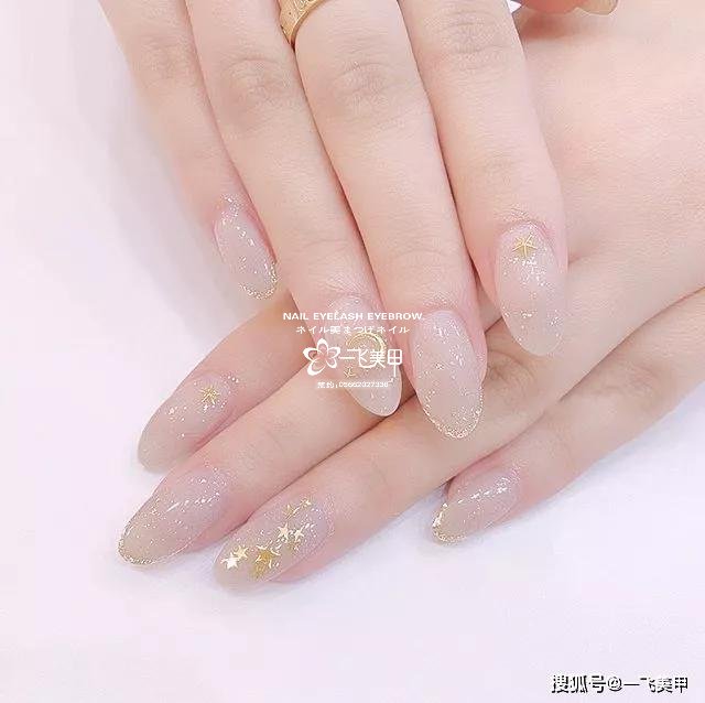 这些椭圆型美甲也太太太太显手长了吧