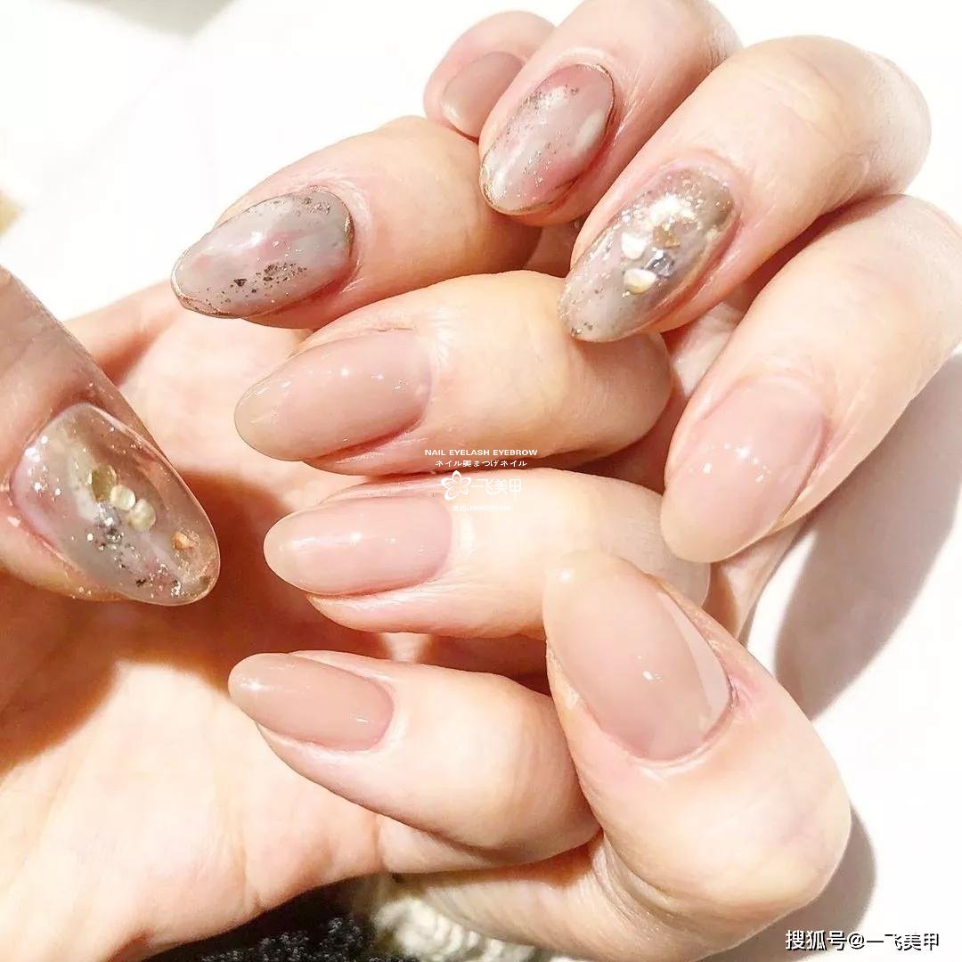 这些椭圆型美甲也太太太太显手长了吧