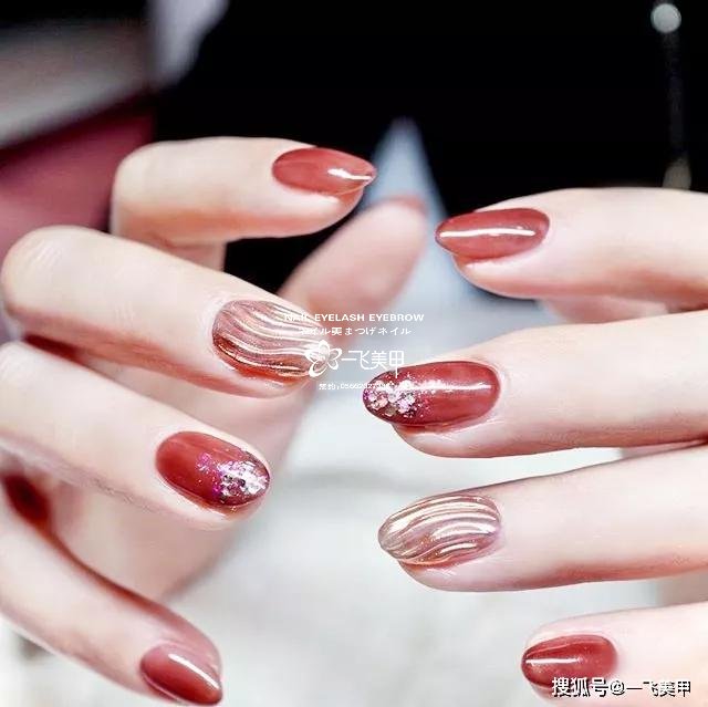 这些椭圆型美甲也太太太太显手长了吧
