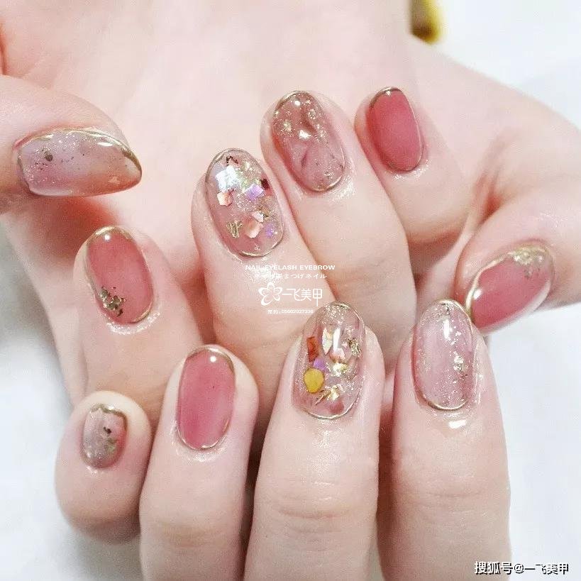 这些椭圆型美甲也太太太太显手长了吧