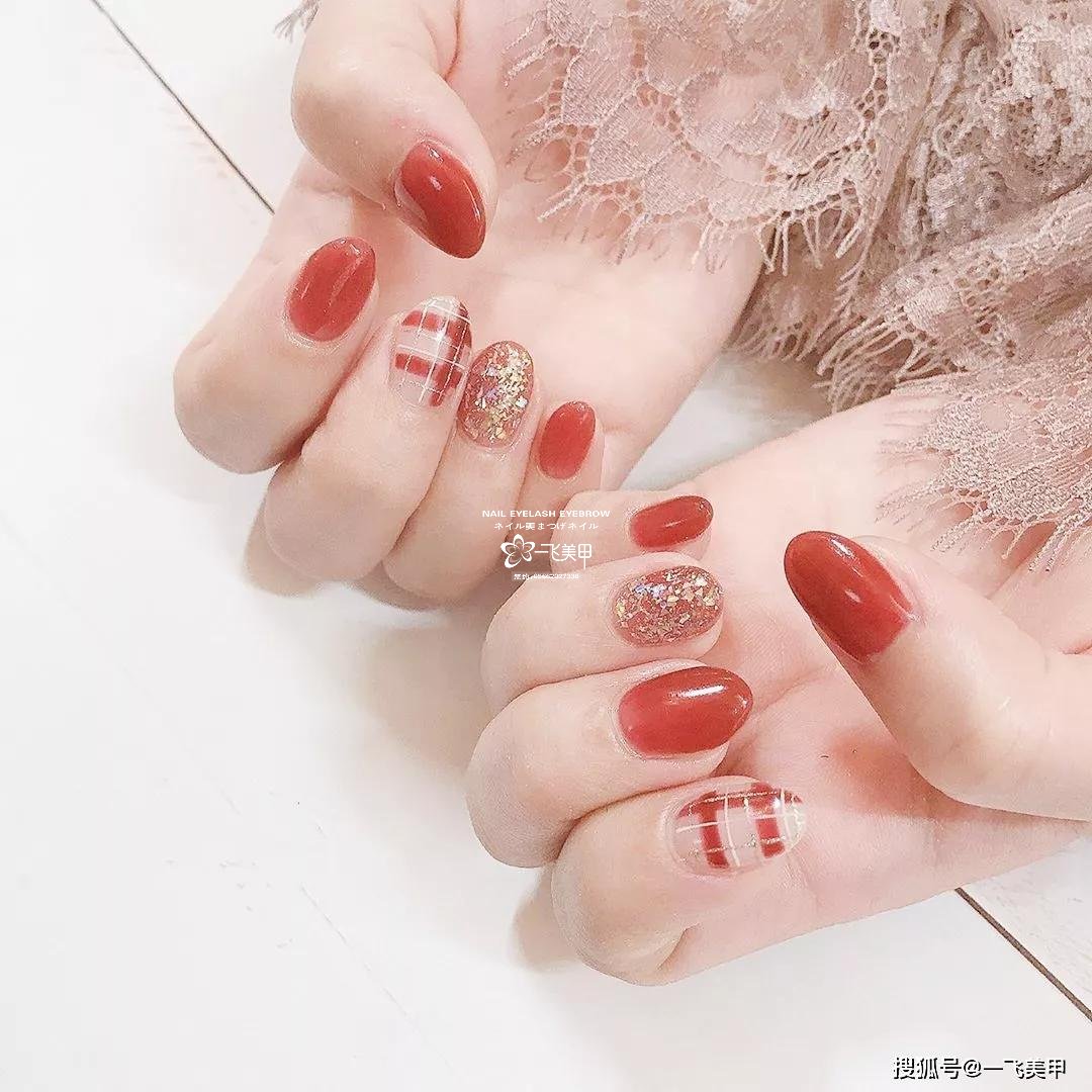 这些椭圆型美甲也太太太太显手长了吧