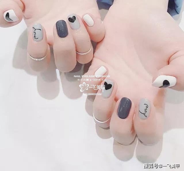 2020年的春季，短指甲做什么款好看？