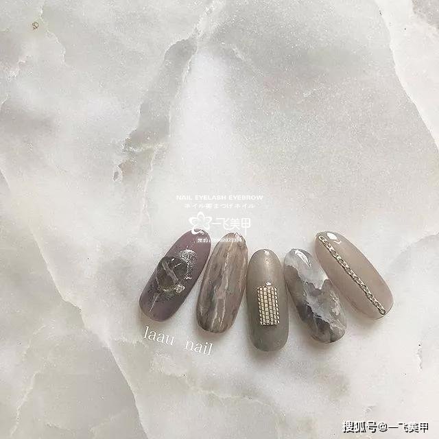 小众而又显高级的日系涩味美甲