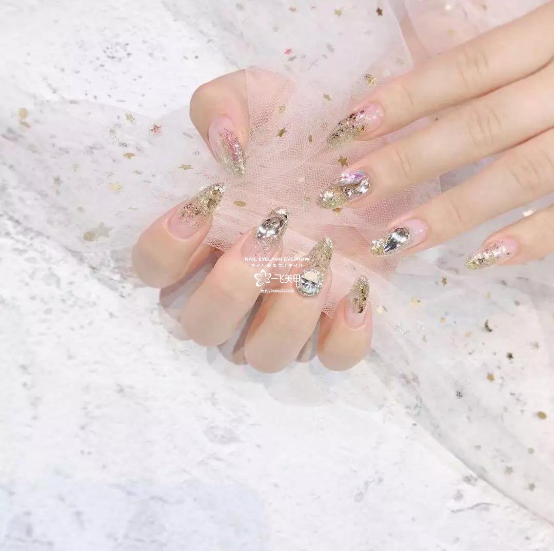 疫情快结束啦！推迟结婚的新人快来选新娘甲