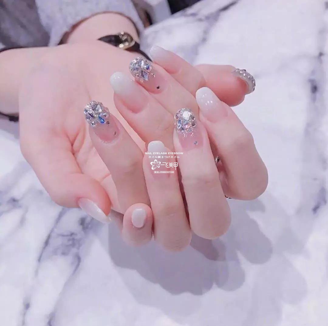 疫情快结束啦！推迟结婚的新人快来选新娘甲