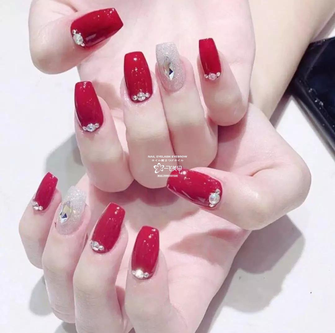 疫情快结束啦！推迟结婚的新人快来选新娘甲