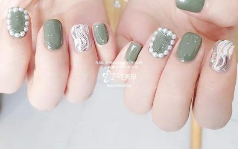 适合春天的3款绿色美甲，好养眼啊！