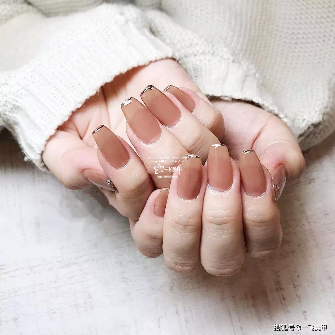 作为资深美甲师如何才能把美甲搭出高级感？