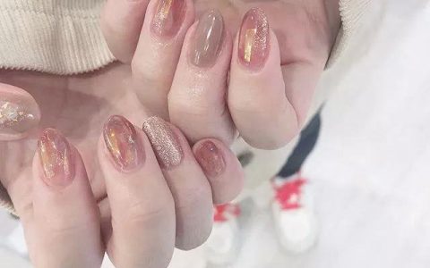 超仙气的透感碎玻璃美甲，谁做谁美