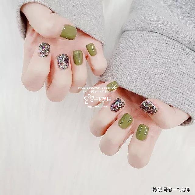 清新自然的大气绿色系美甲推荐