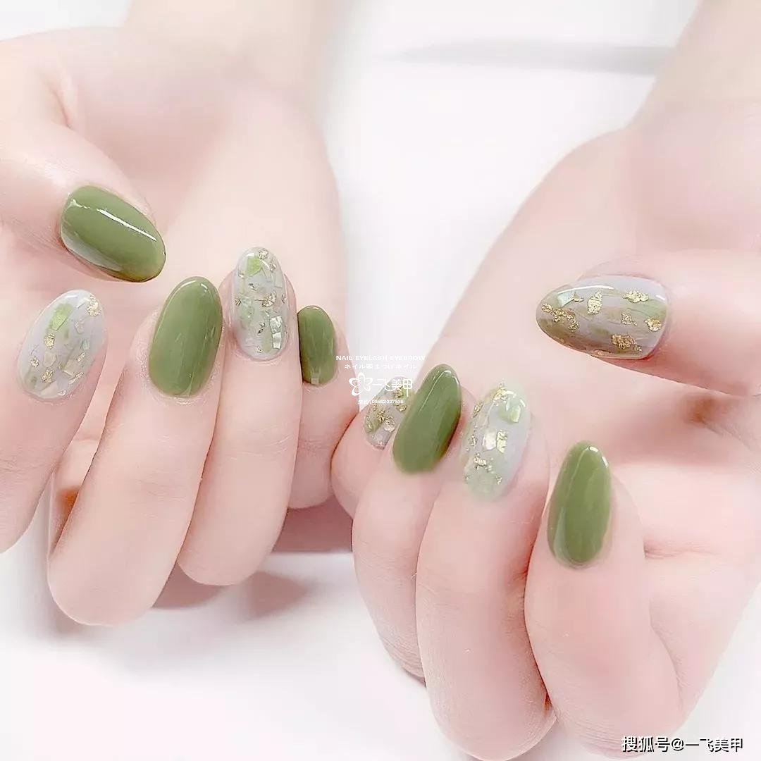 清新自然的大气绿色系美甲推荐