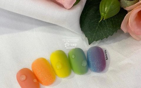 ins风磨砂美甲，是你的菜吗？