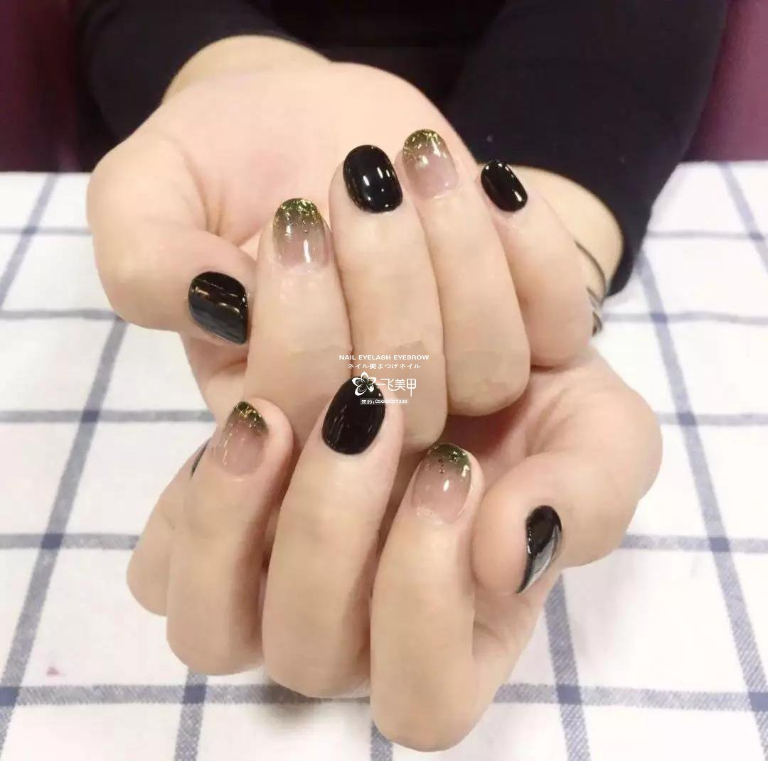 巨显白的绿色美甲，这款必火