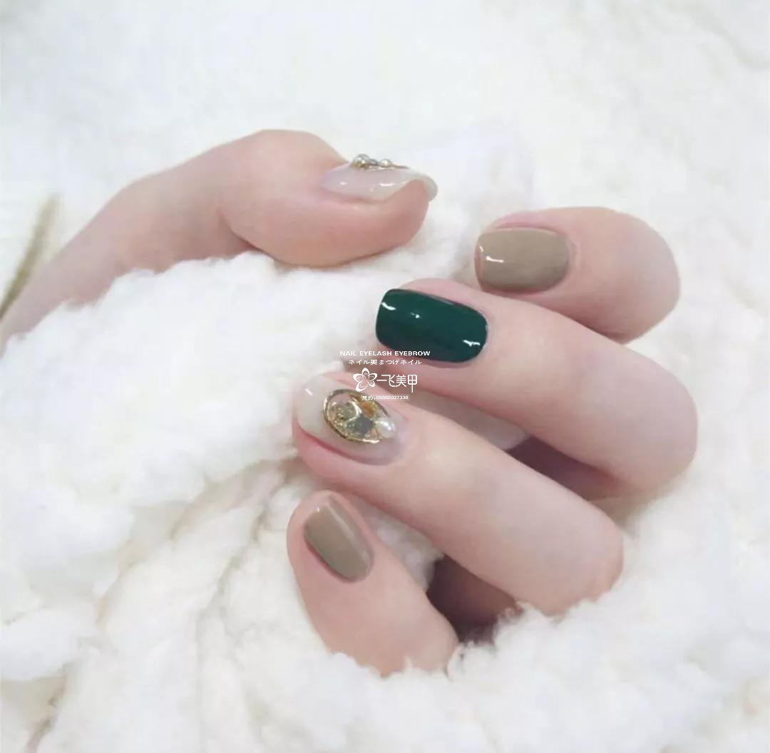 巨显白的绿色美甲，这款必火