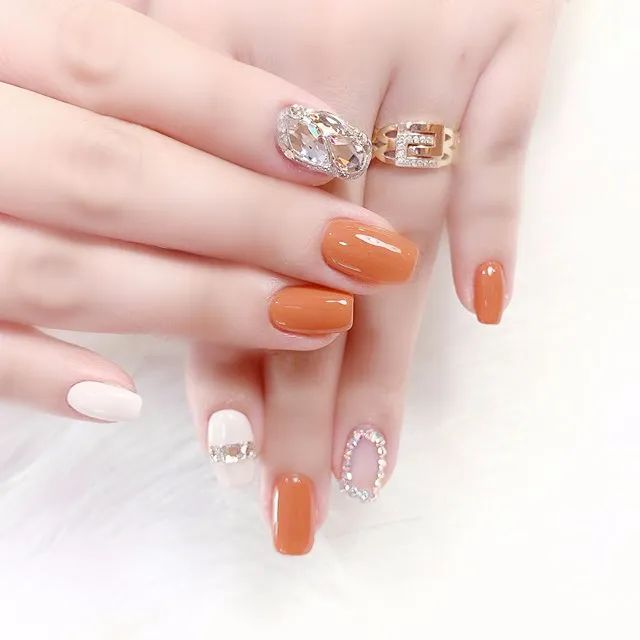 整理3月份收藏度最高的80款热门美甲款式