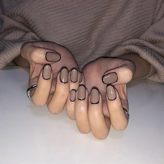 今天吃瓜吃累了，还是看点欧美风美甲养养眼吧