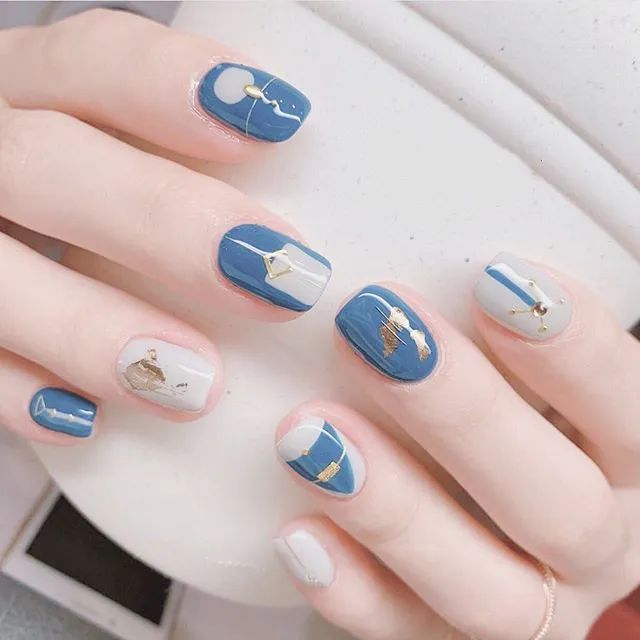 高级！这才是蓝色美甲的正确打开方式