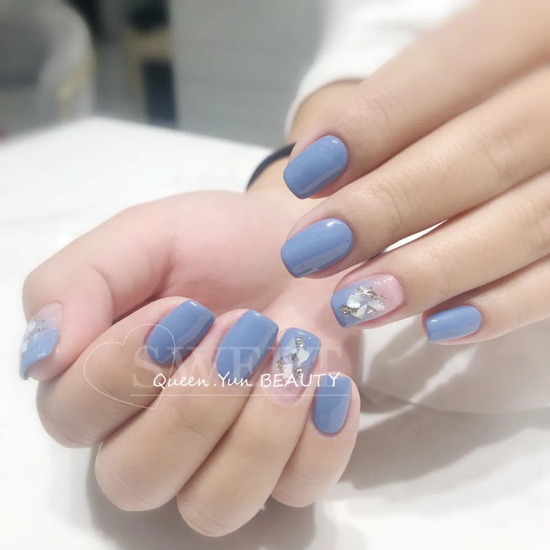 高级！这才是蓝色美甲的正确打开方式