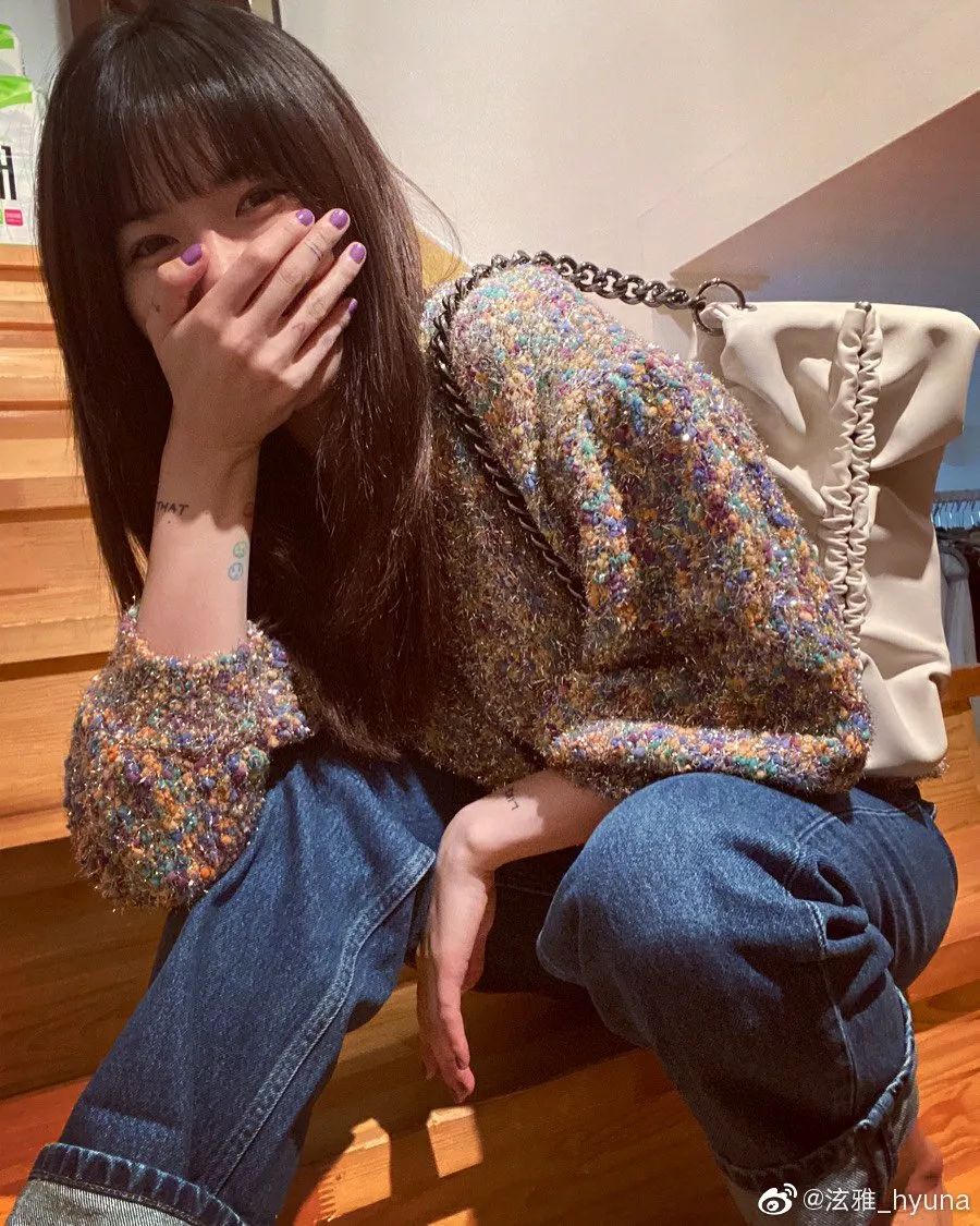 Lisa、宋妍霏……同款美甲，我都给你们扒出来了！