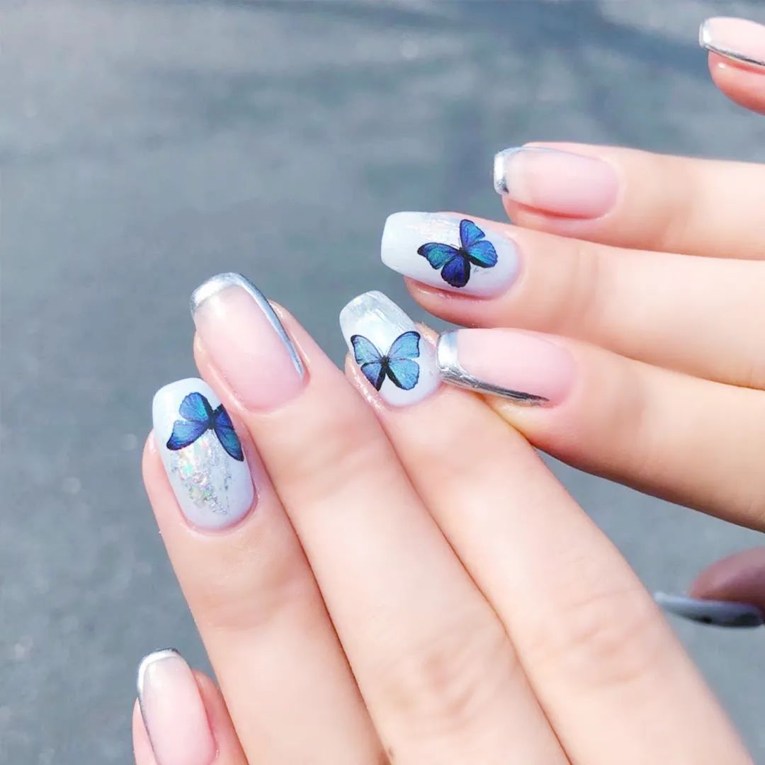 高级！这才是蓝色美甲的正确打开方式