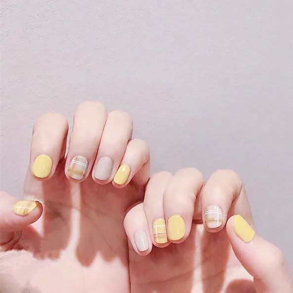 5月份看你的星座做什么美甲色能旺运？