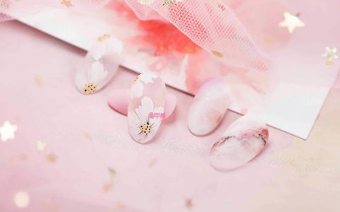 美甲教程 | 3款清新花卉美甲