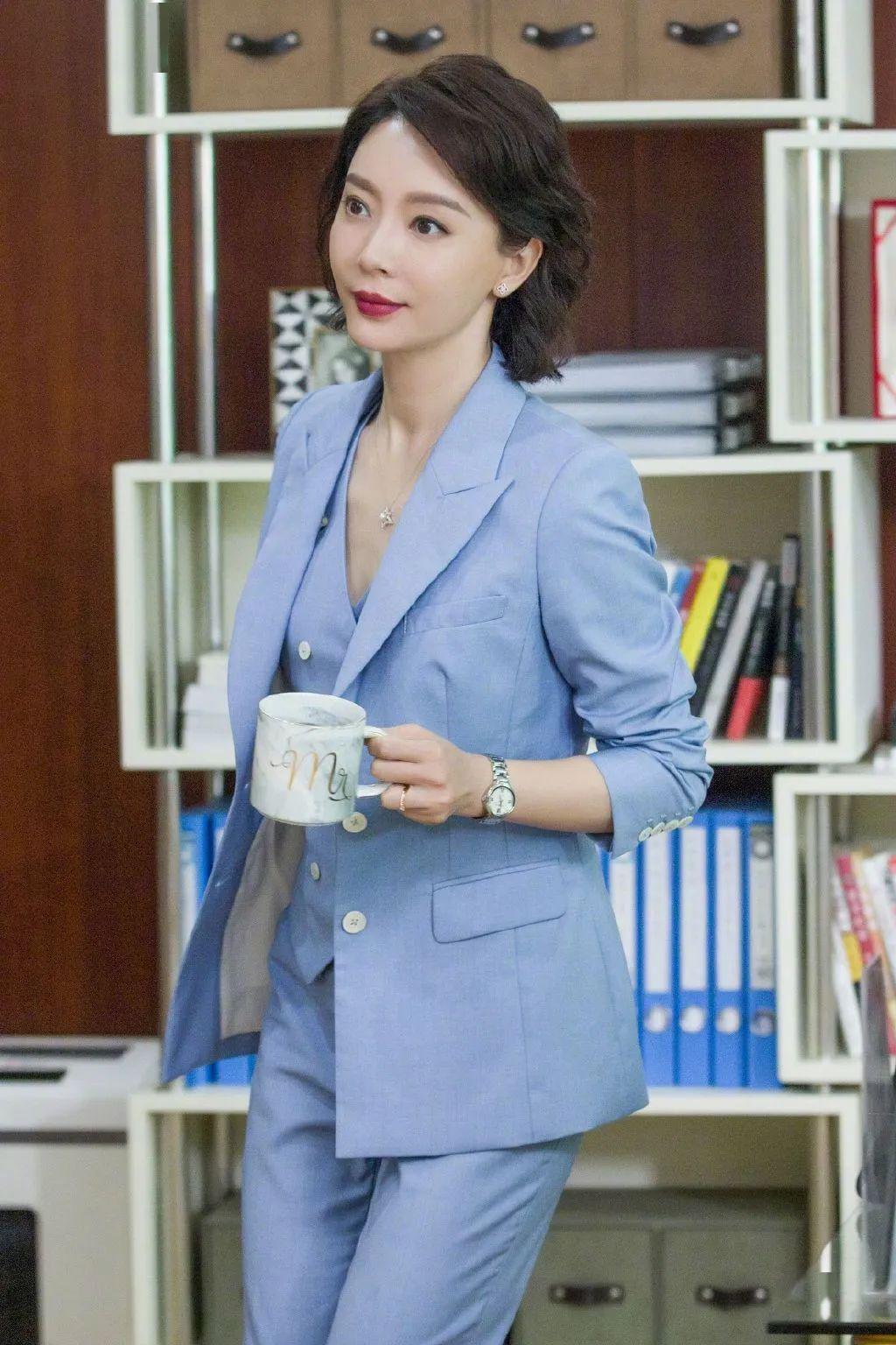 化妆：郭碧婷深夜发文暴露心声，网友：豪门路不好走......