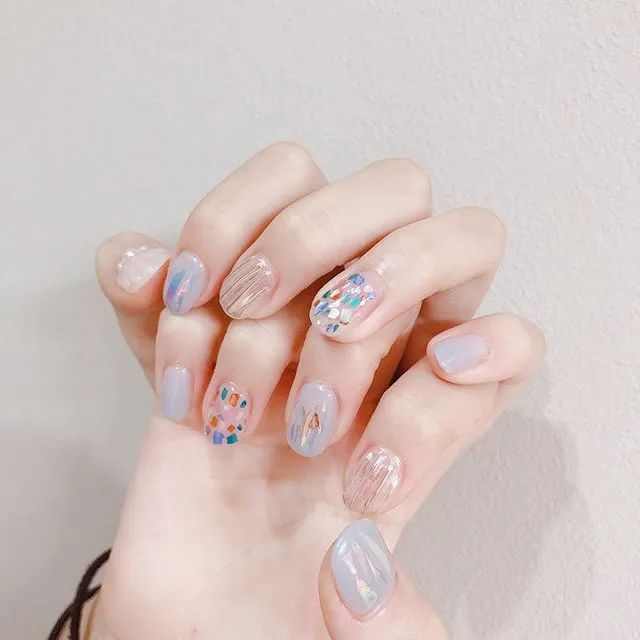 高级！这才是蓝色美甲的正确打开方式