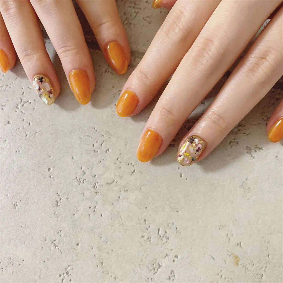 5款橘子汽水色美甲，美到冒泡啦！