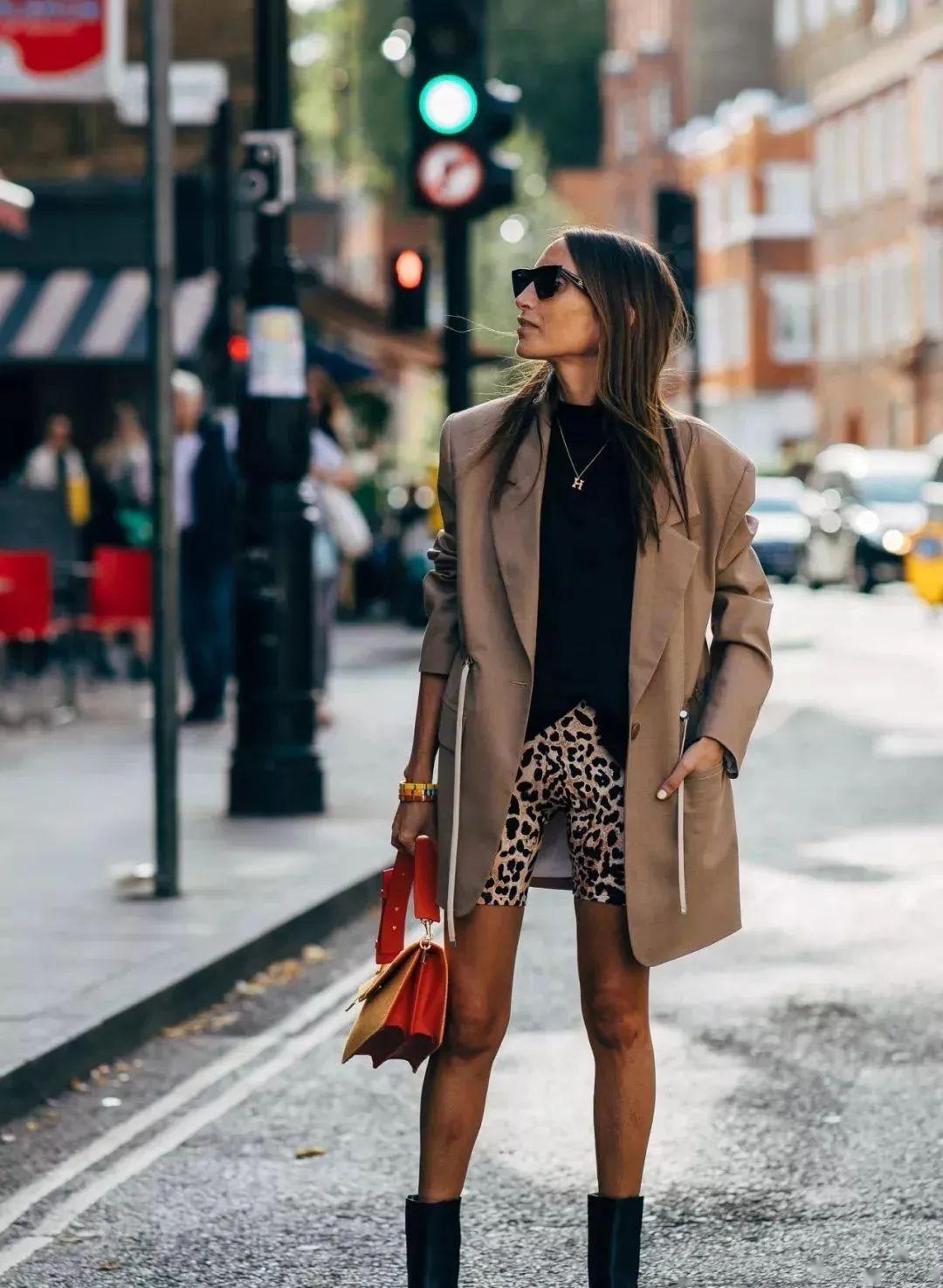 化妆：郭碧婷深夜发文暴露心声，网友：豪门路不好走......