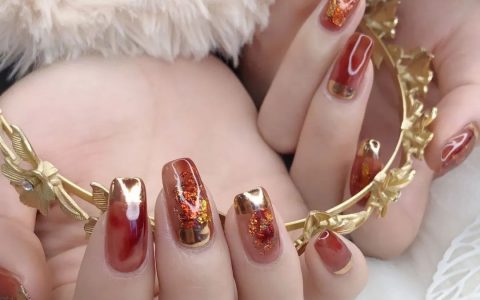 显手白的网红美甲冰茶色系