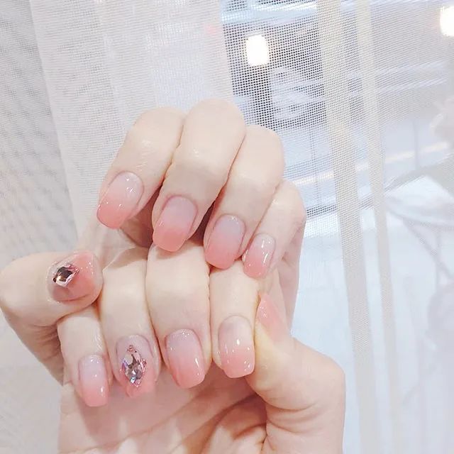 5月份看你的星座做什么美甲色能旺运？