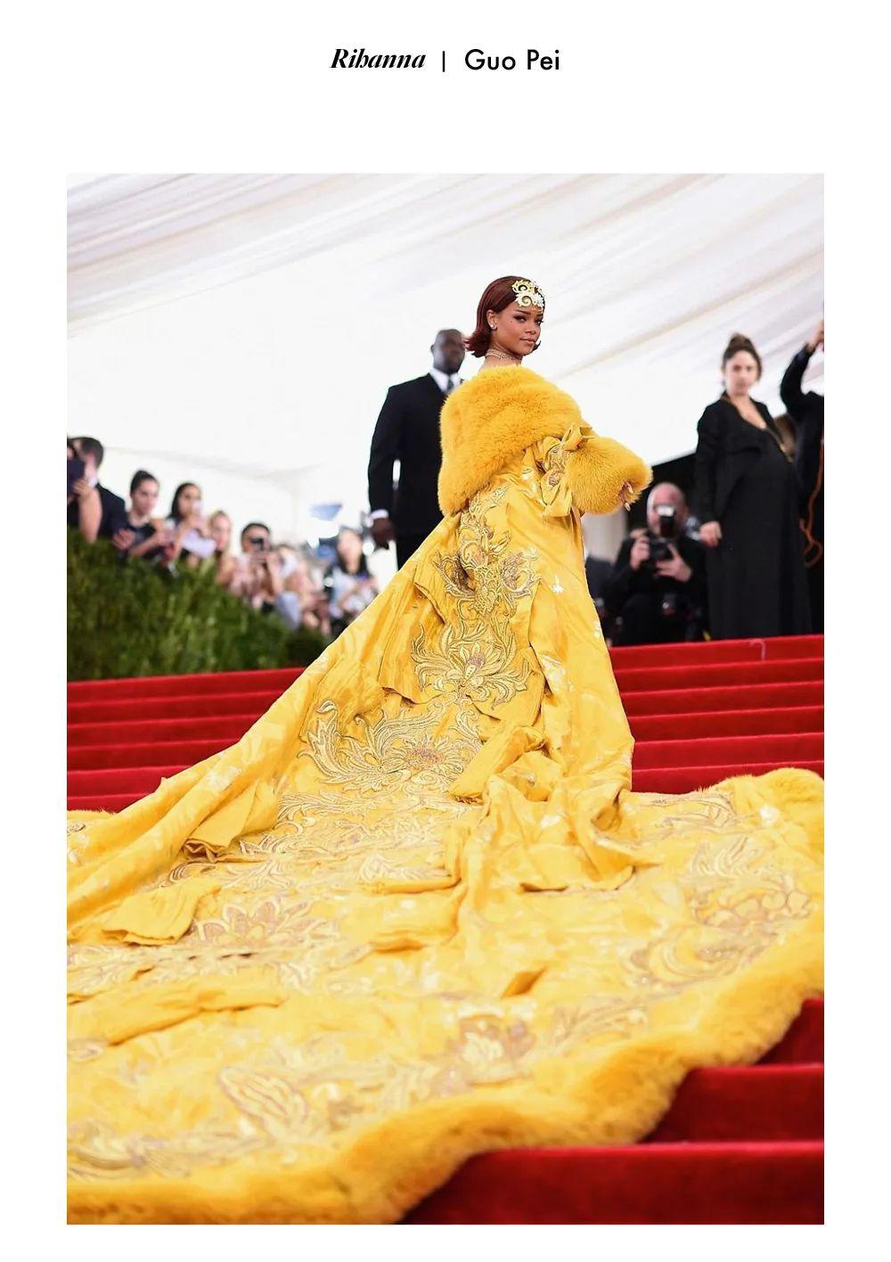 时尚魔咒 “ 淡黄的长裙，蓬松的头发 ”，搞黄色也是一门学问啊