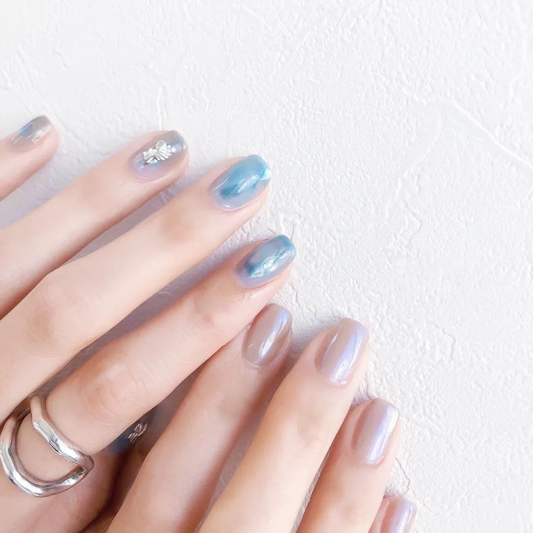 高级！这才是蓝色美甲的正确打开方式