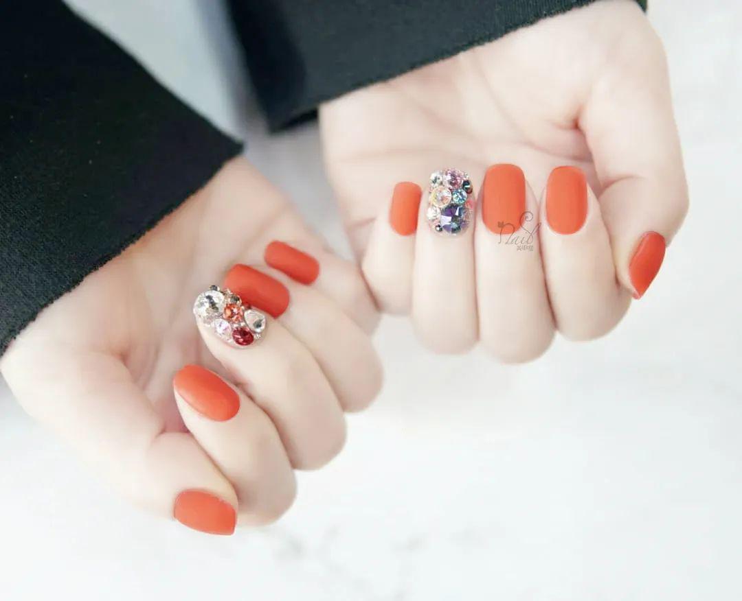 5款橘子汽水色美甲，美到冒泡啦！