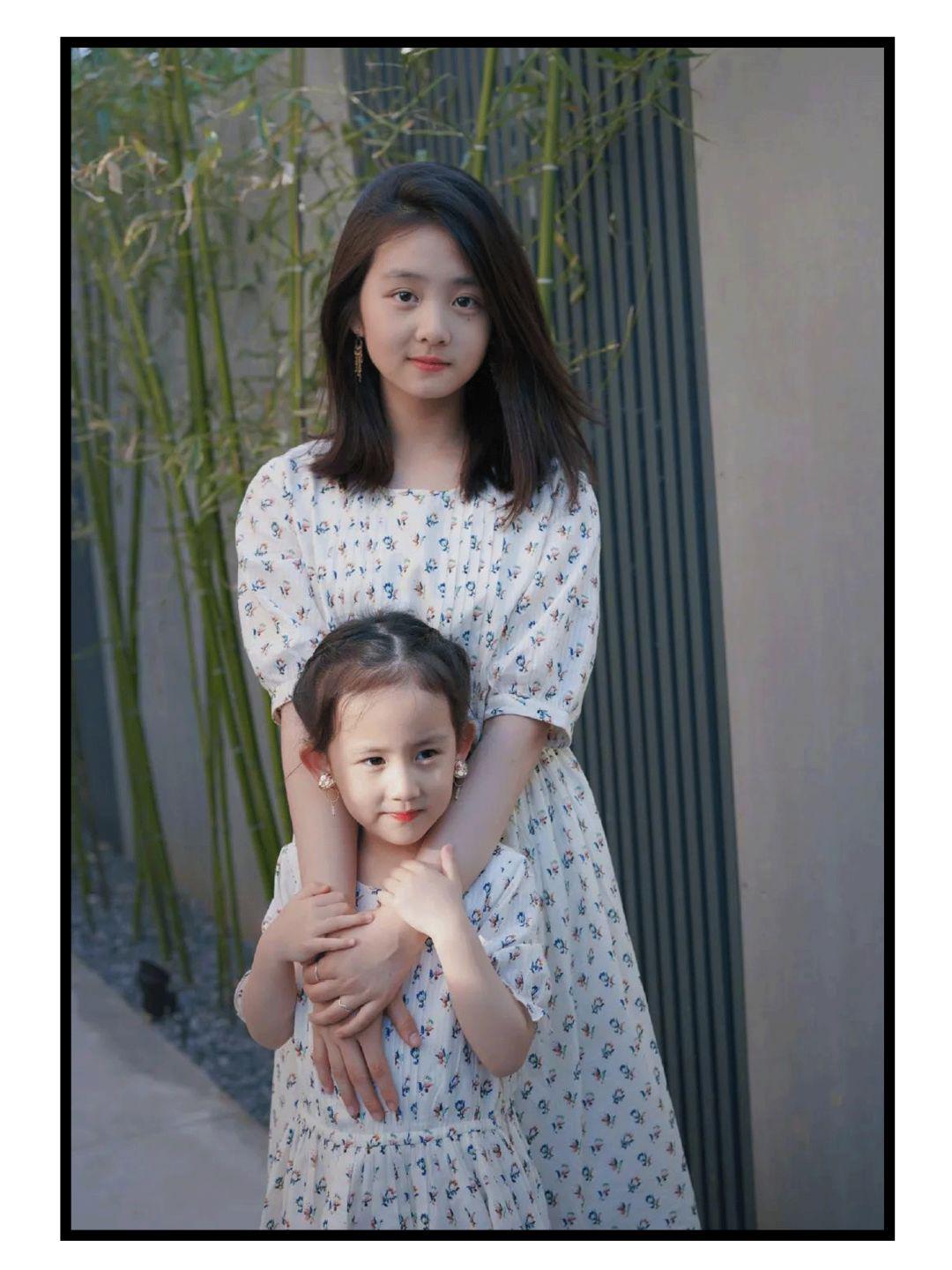 黄磊女儿穿露腰bra上热搜引争议：孙莉，你怎么养的女儿！