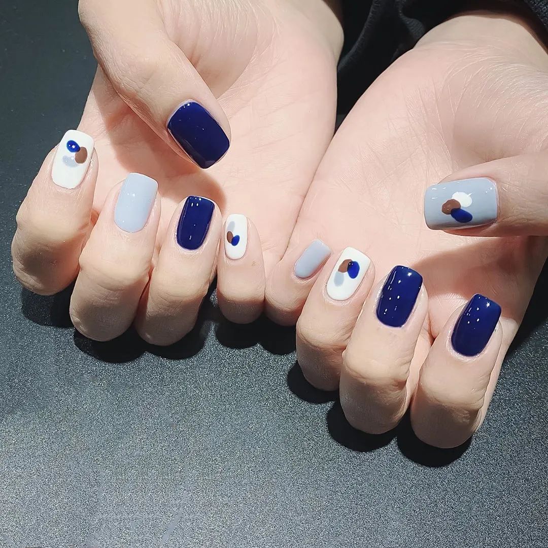 高级！这才是蓝色美甲的正确打开方式