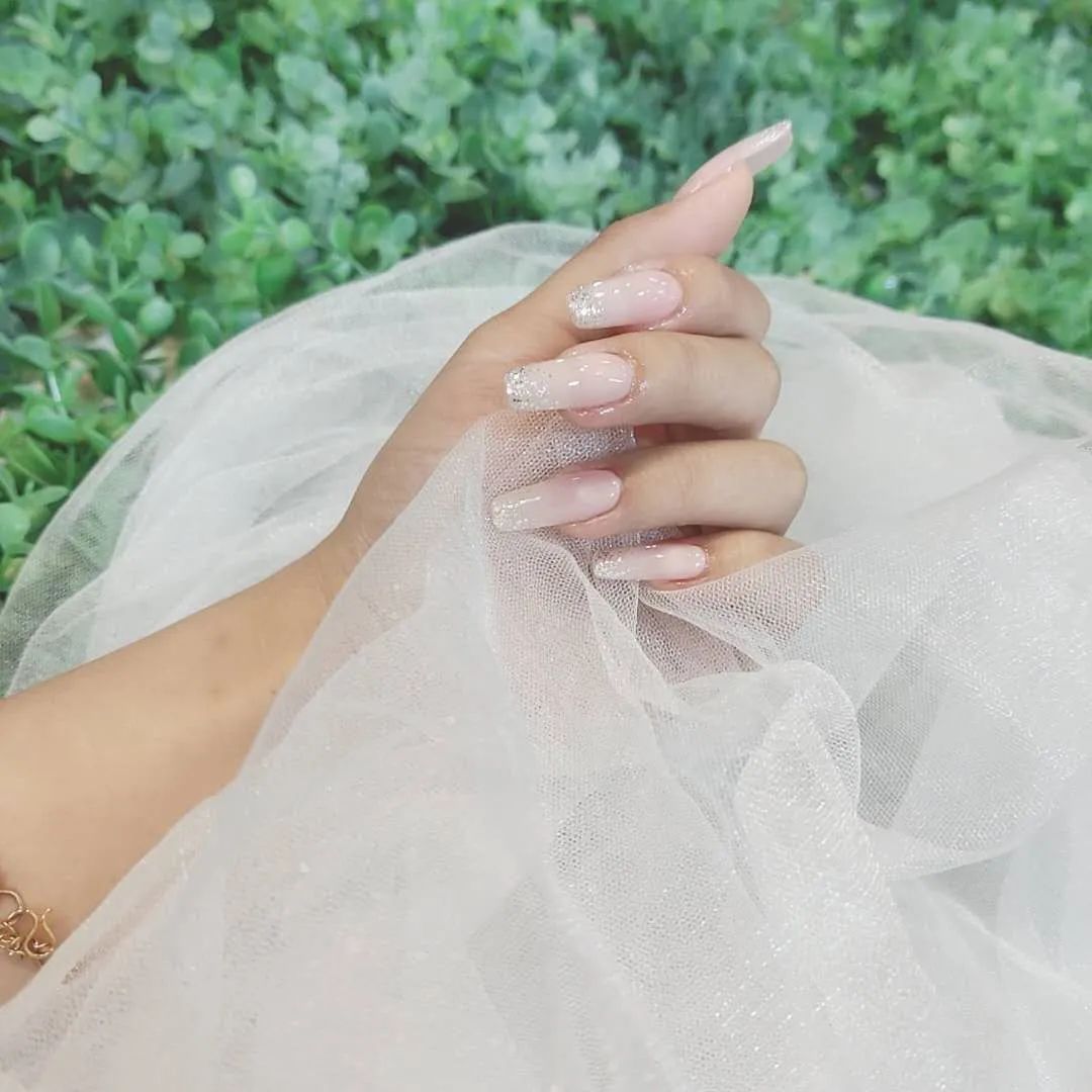 来看看大家最近都做了什么美甲款式