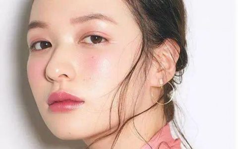 敢尝试彩色眼影才是仙女